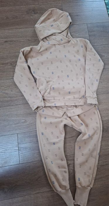 Komplet bluza i spodnie BOOSO Wiek 10/11 lat