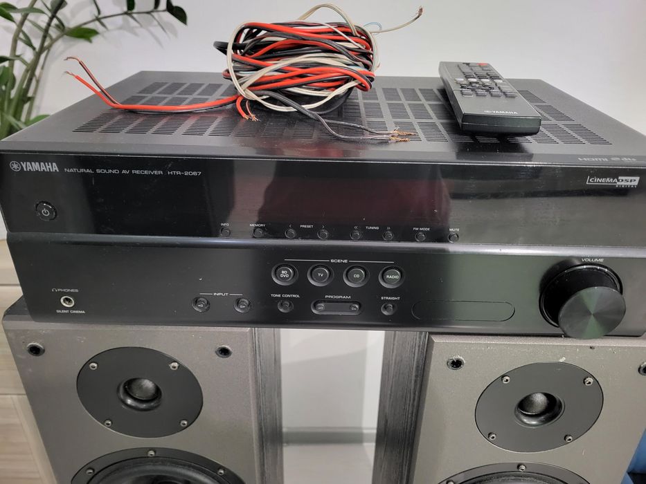 Kino domowe Yamaha dobry dźwięk,mocny bas,