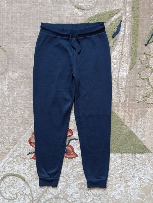 Продам теплые спортивные штаны унисекс р S