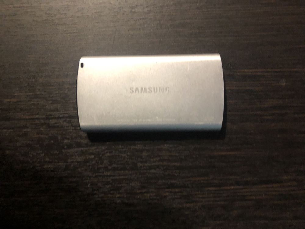 Продам Samsung YP-R1 16gb