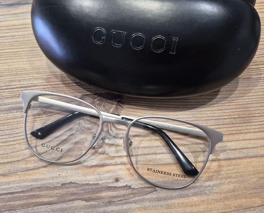 Металеві елегантні оправи для окулярів GG2288 від Gucci!