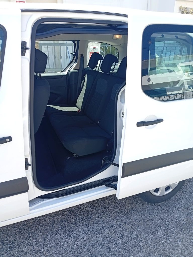Peugeot partner tepee 5 lugares aceito troca, retoma