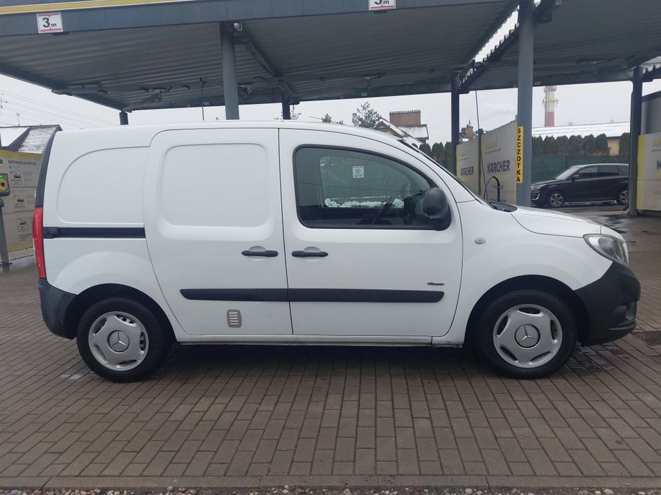 Ładny Dostawczy Mercedes Citan * 2017 ROK * Klima * 3 Osoby *