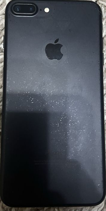 iphone 7 plus 128ГБ чорного кольору