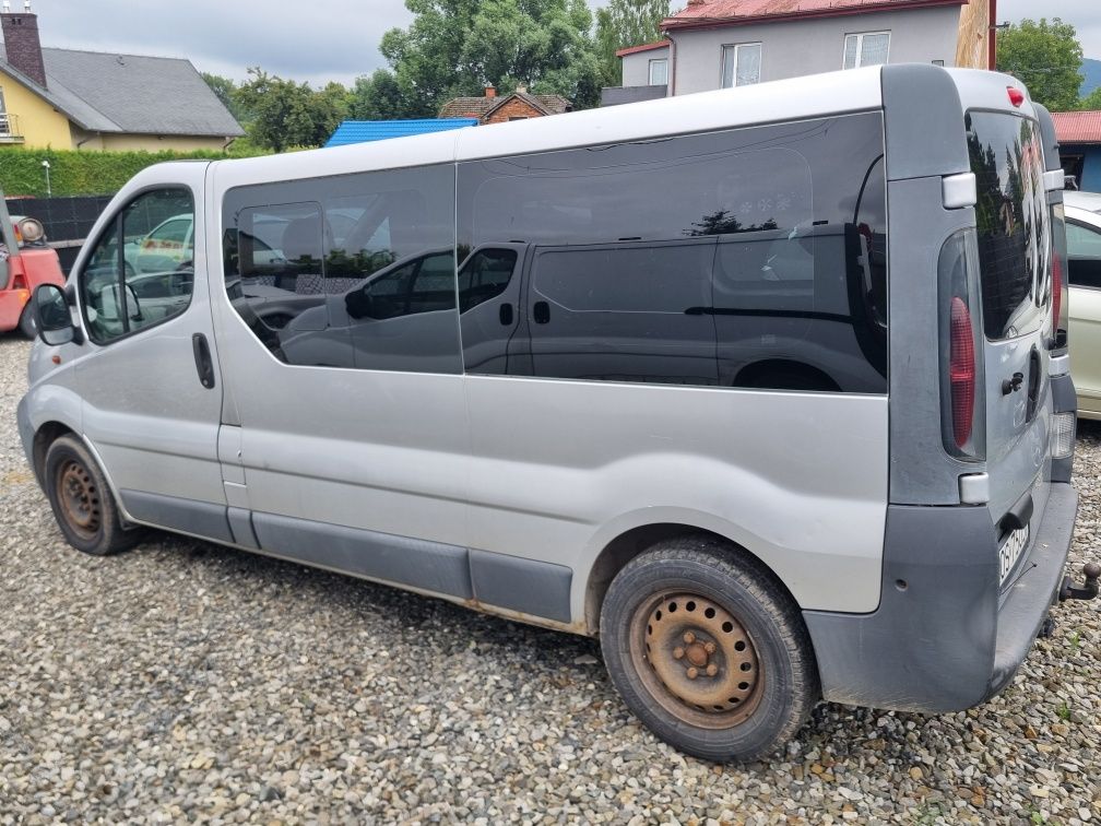 Opel Vivaro *6 osobowy*1.9 100km*6biegów2003*USZKODZONY*