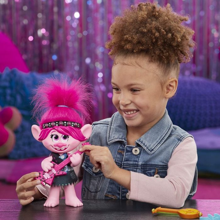 Поющая кукла Розочка, с аксессуарами Тролли 2 DreamWorks Trolls Hasbro