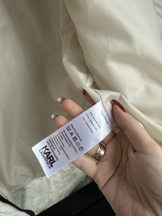 Куртка жіноча Karl Lagerfeld розмір М