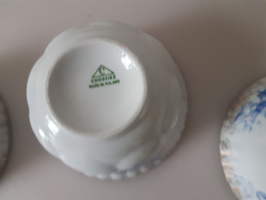 CHODZIEŻ - zestaw miseczek z porcelany.  Jak nowe. OKAZJA