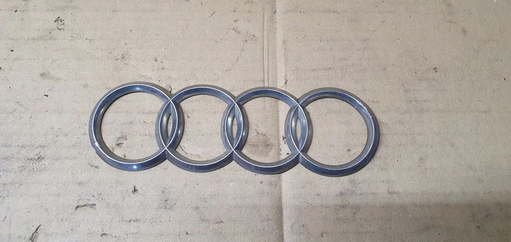 Znaczek emblemat logo klapy Audi A4 B6