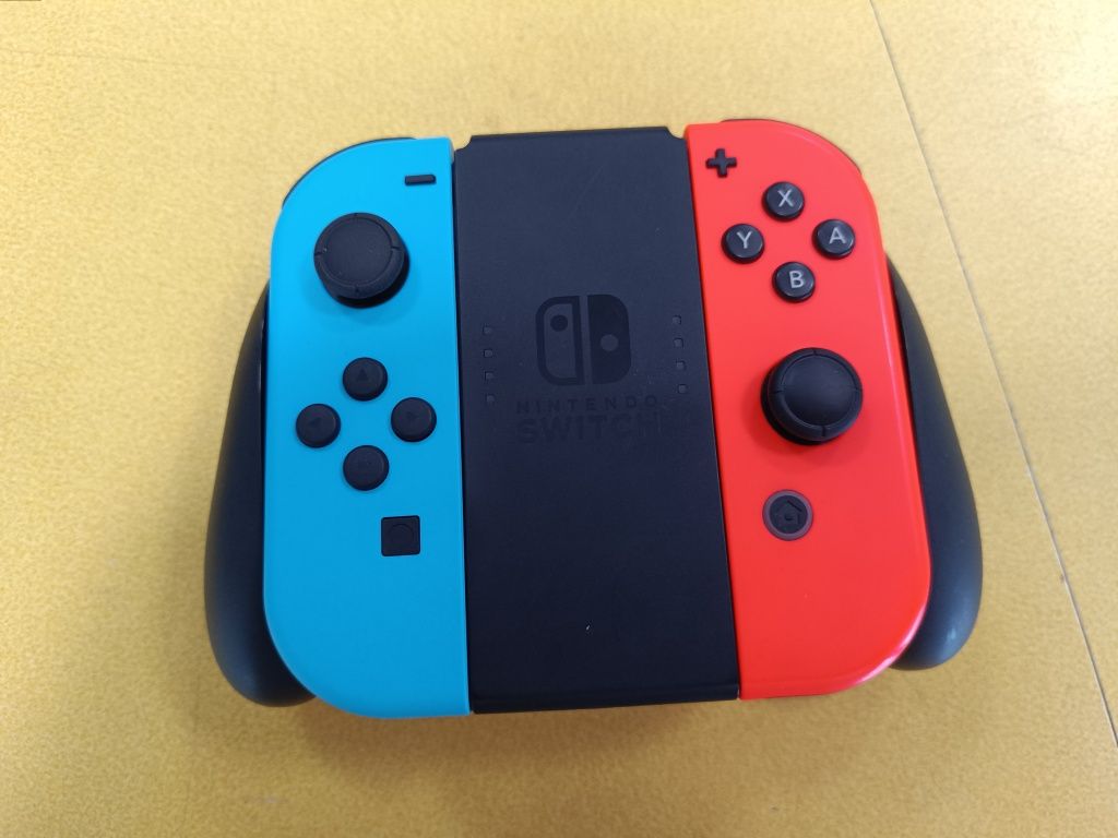 Konsola Nintendo Switch / Akcesoria / Gwarancja / Sklep Wieluń