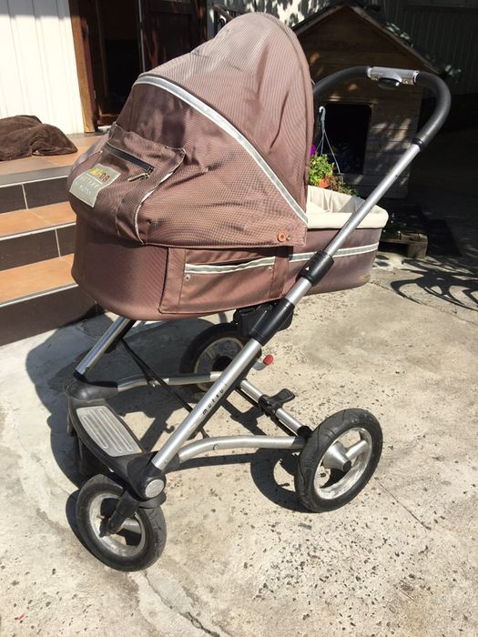 Продам коляску Мутси (mutsy) 2в1