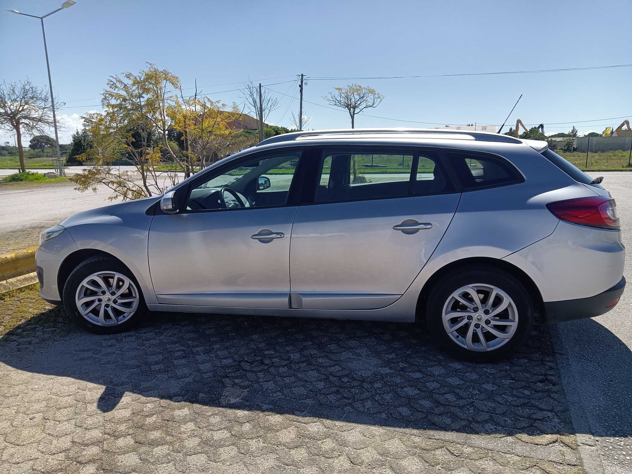 Renault Megane bom estado