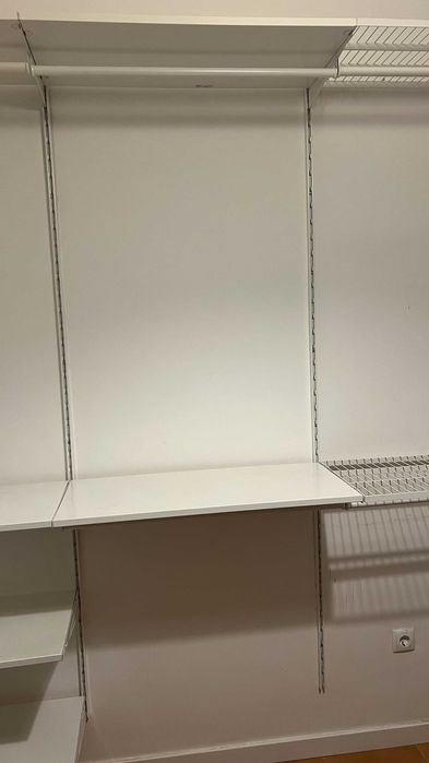 Estrutura modular IKEA BOAXEL