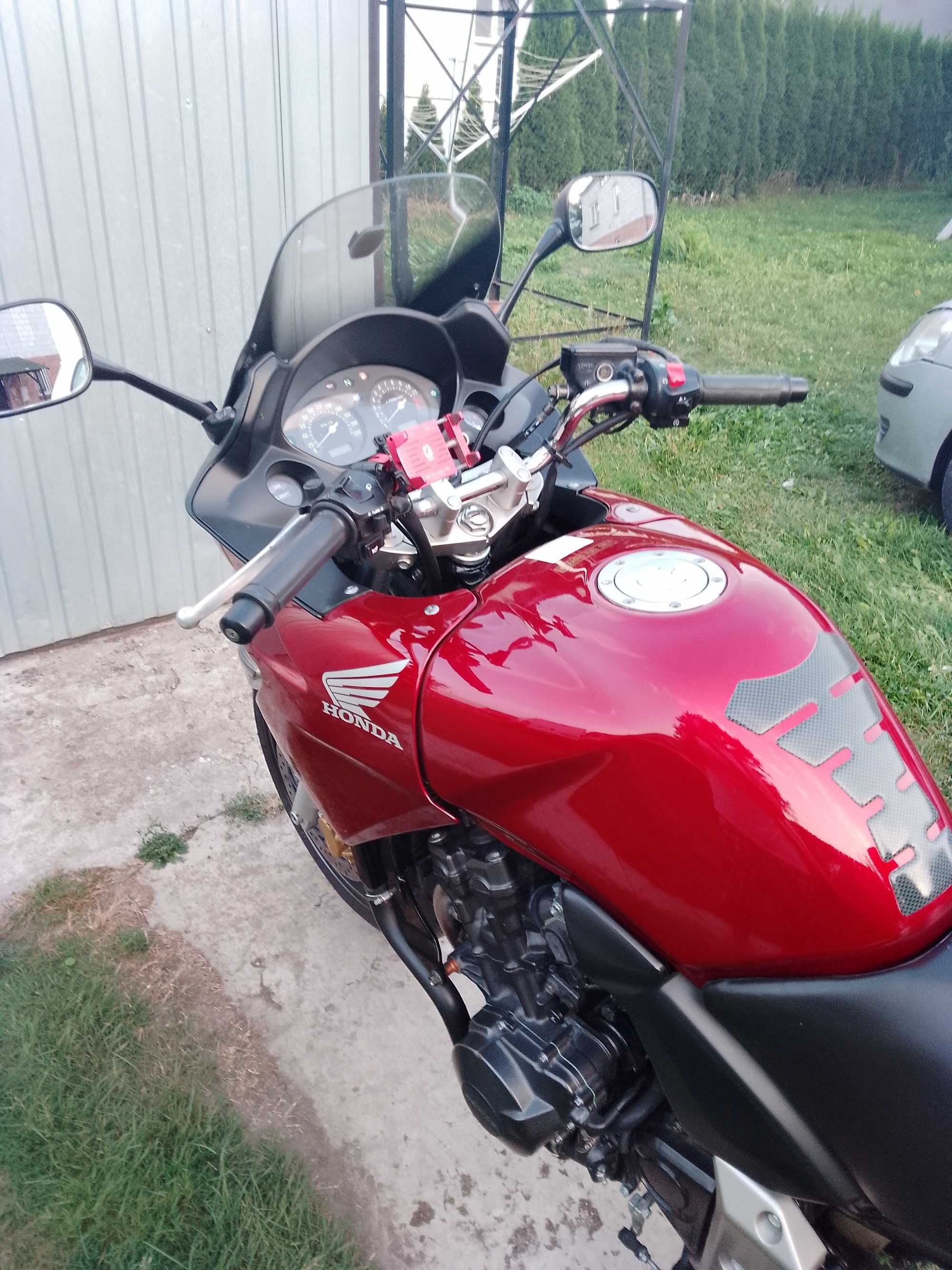 Motocykl Honda cbf 600