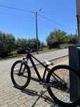 Bike dirt jump Mondraker play 3