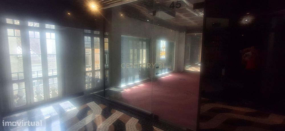 Loja para Recuperação em Lisboa - Oportunidade Única!