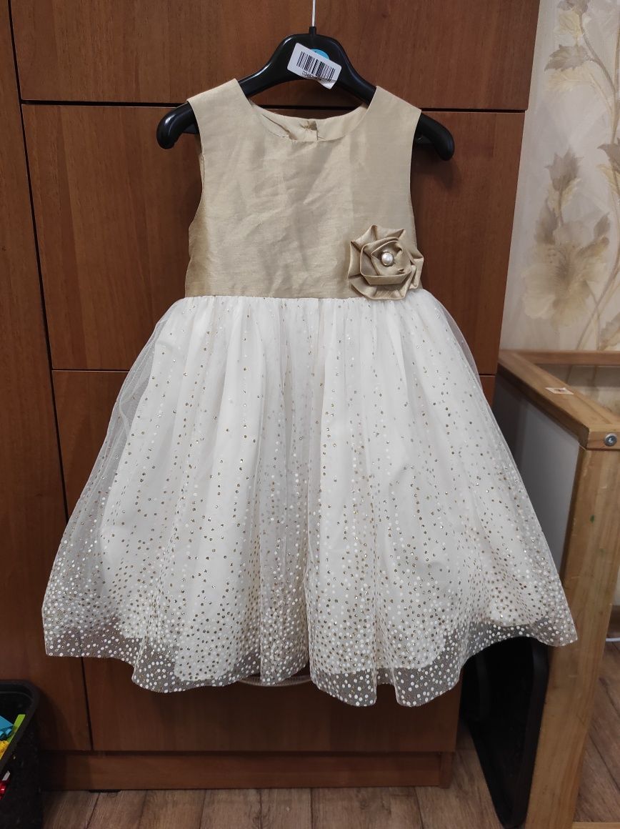 Нарядное платье для принцессы, 3-5 лет