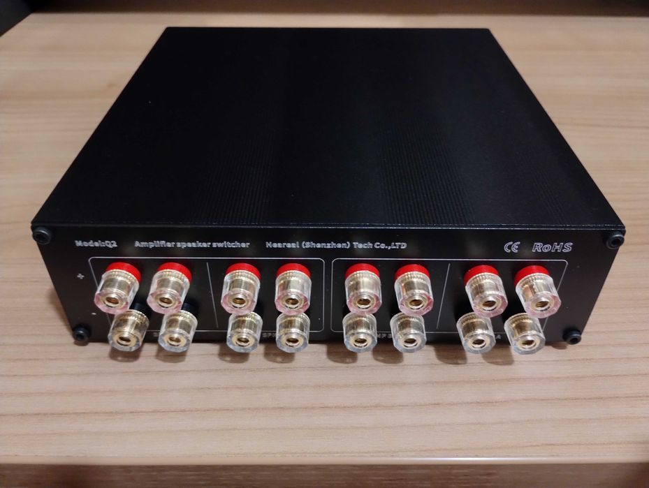 Przełącznik Selektor Głośników i Wzmacniaczy 2x2 (A/B)