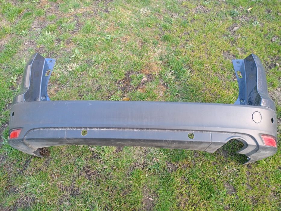 Zderzak tył focus mk3 kombi
