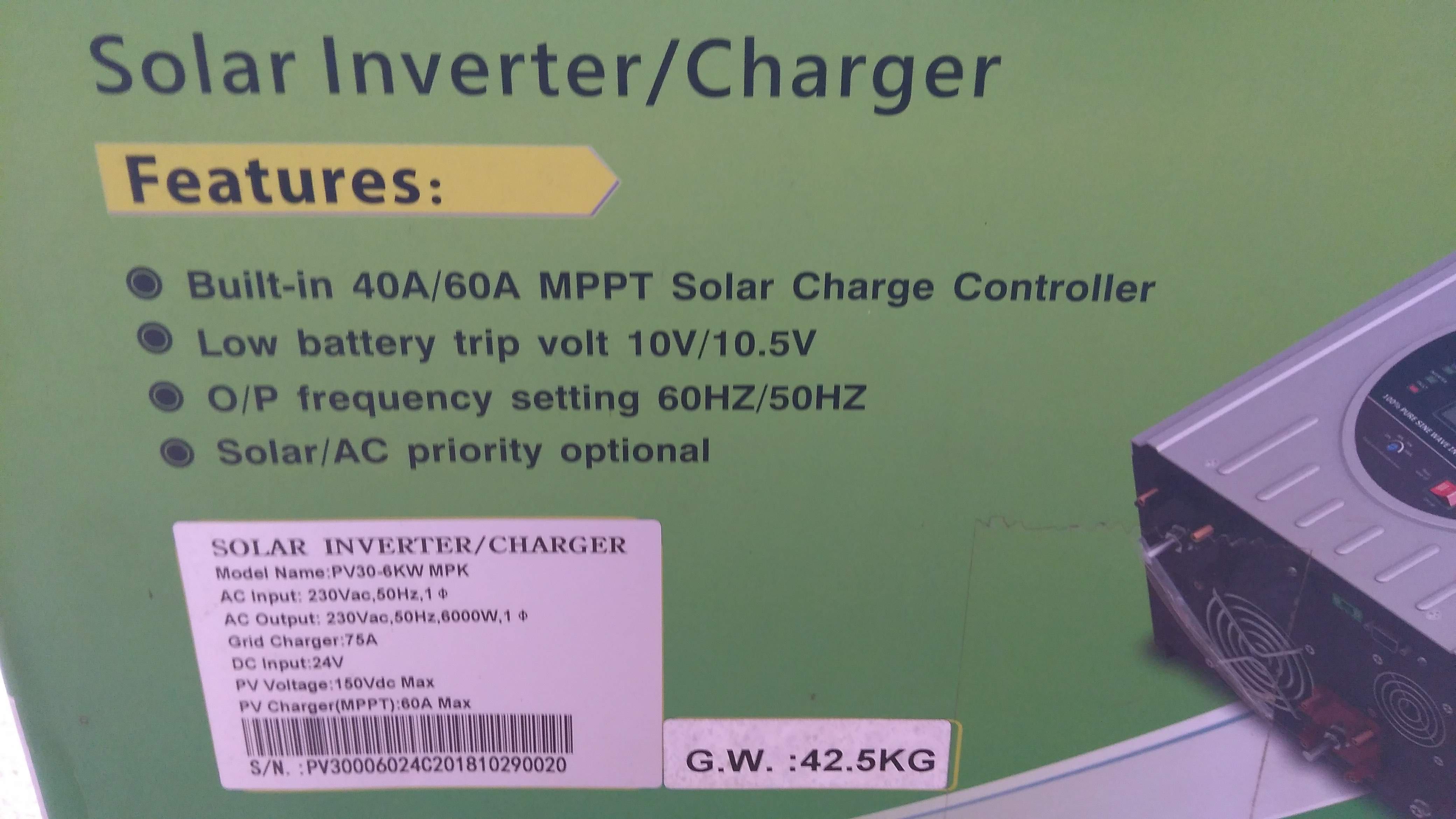 Inversor onda pura, controlador e carregador de baterias 6000W