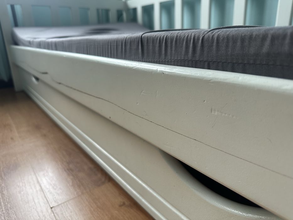 Komplet mebli sosnowych