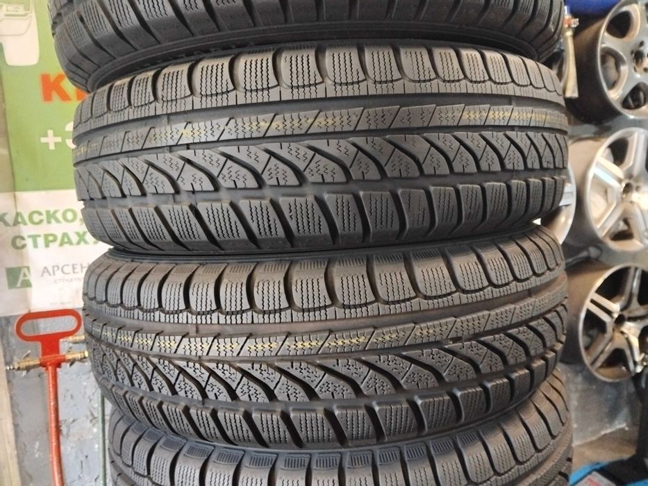 Шини бу 175/70 R14 Dunlop Winter Response Комплект Зима