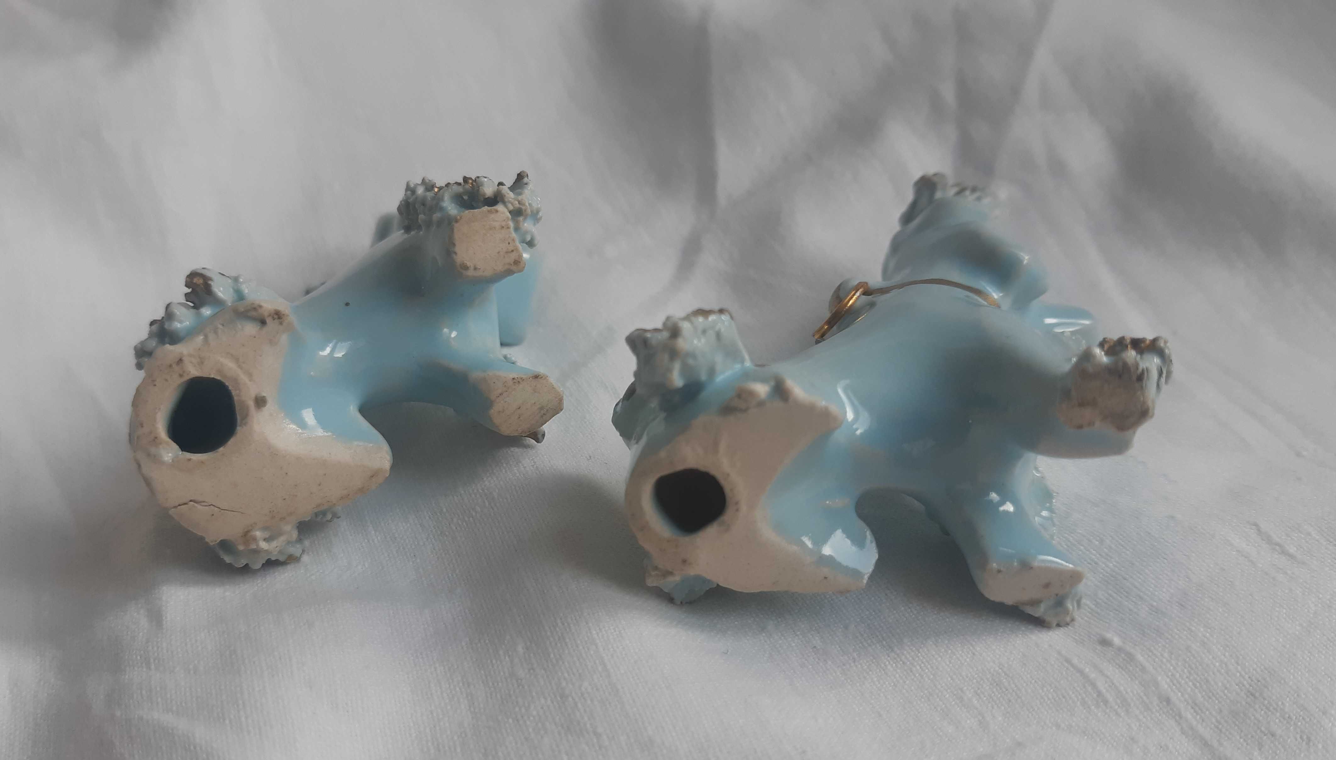 Conjunto de 2 Pequenos Caniches em Faiança