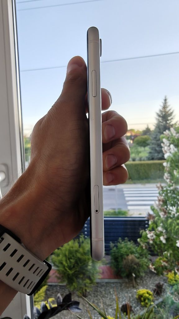 iPhone Xr 128gb white