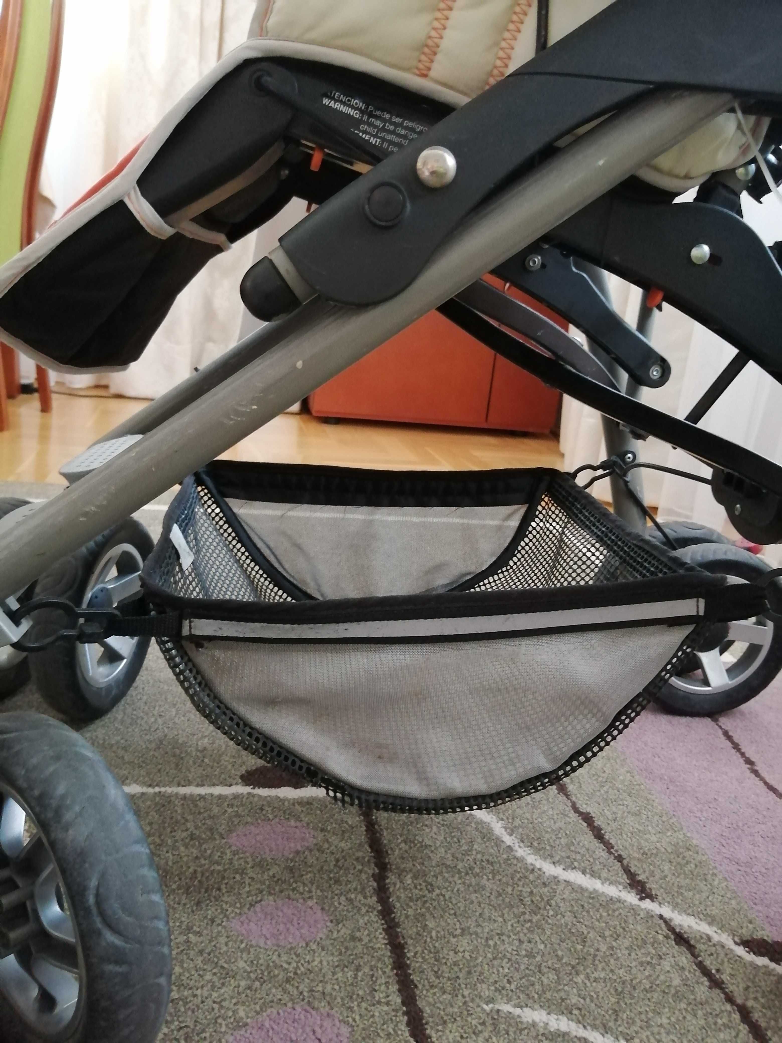 Wózek dziciecy z konikiem