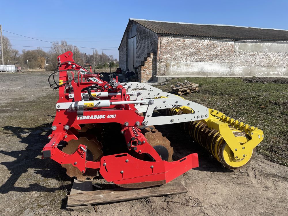 Дискова борона POTTINGER TERRADISC 4001