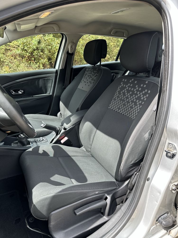 Renault Megane 1.5dCi - 110cvs Caixa 6