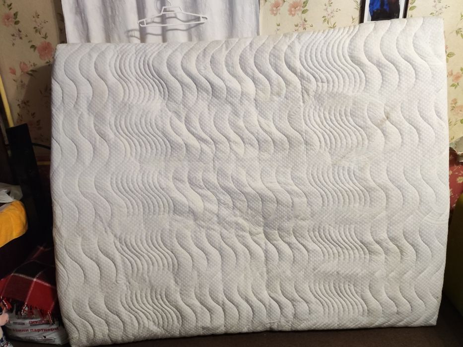 Продам матрас б/у