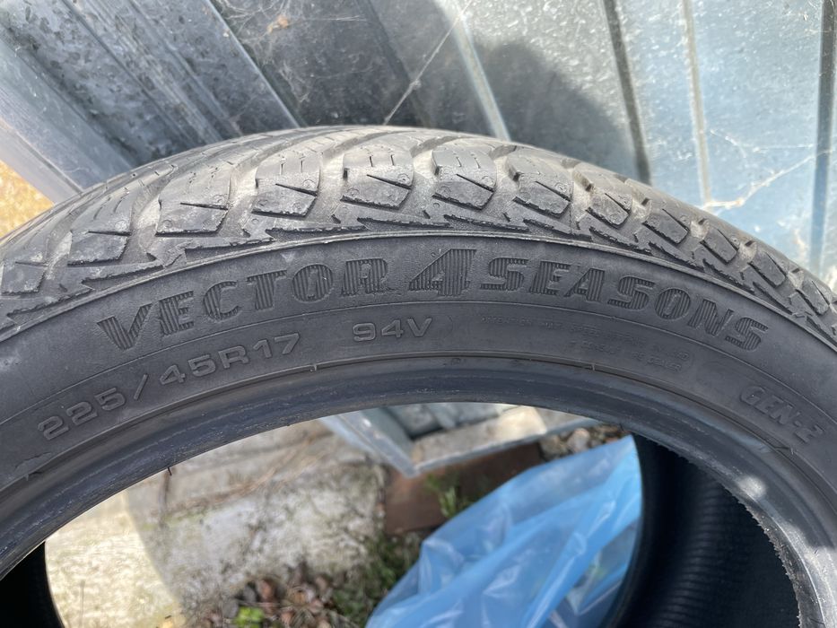Opona Goodyear Vector 4SeasonsGen Gen2 225/45/17 94V