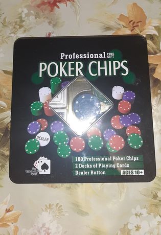 Набор для игры в покер на 100 фишек