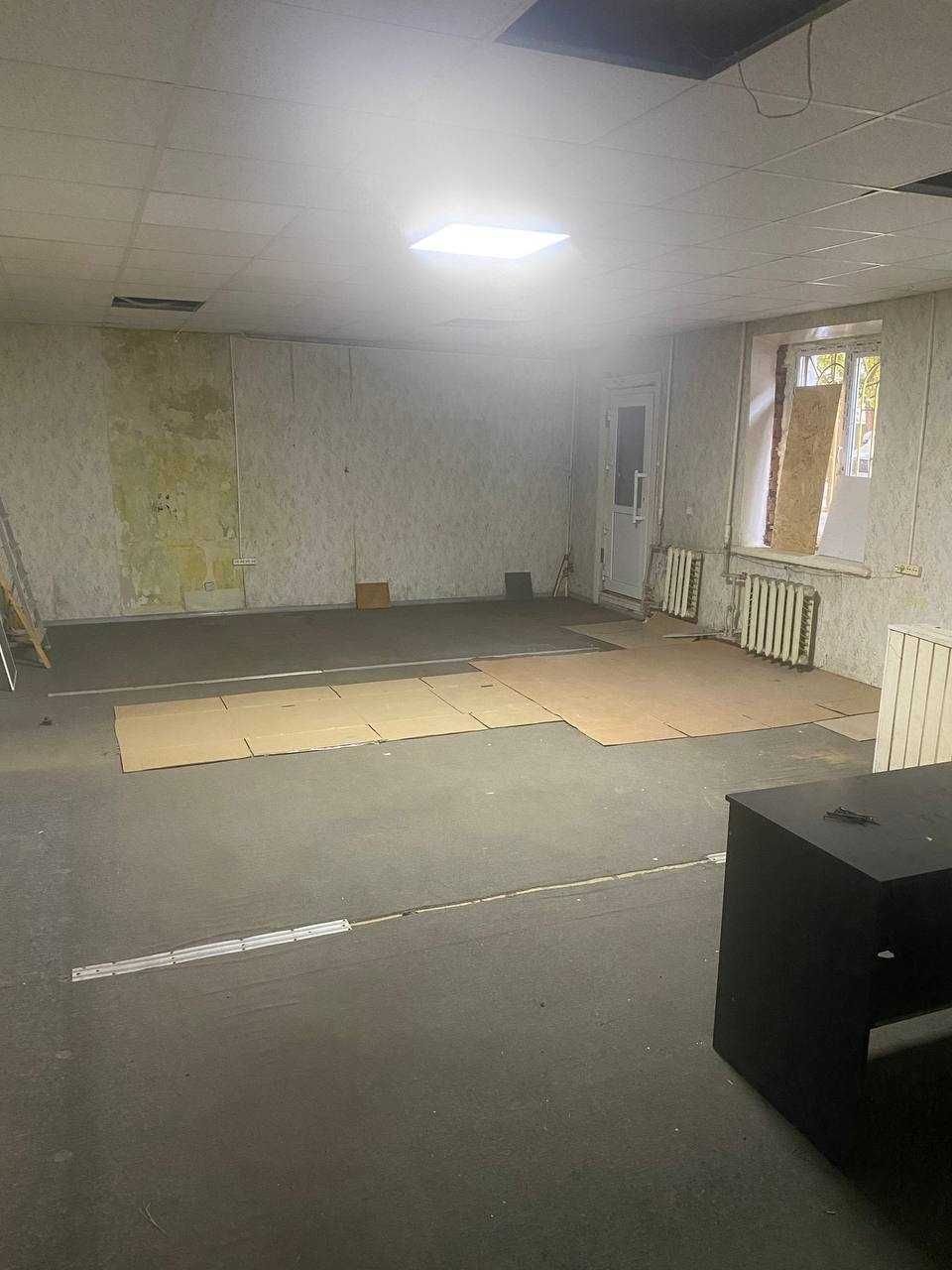 Сдам нежилое помещение под коммерцию, Нагорка, 120 кв.м. , 8500 грн