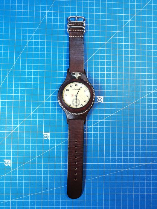 Окопный - траншейный ремешок для карманных часов.