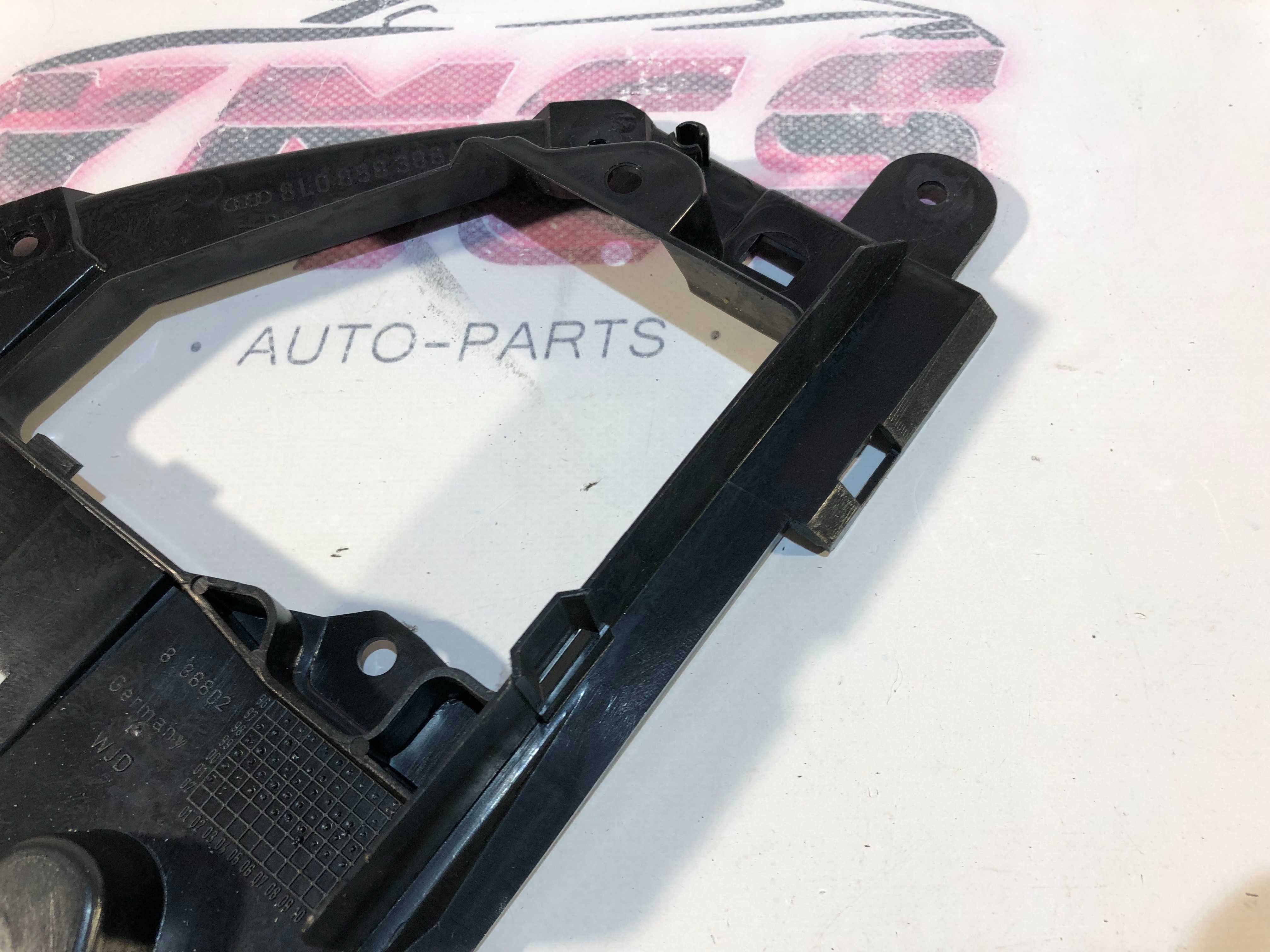 Plastico Caixa Fusiveis Interior AUDI A3 S3 8L ORIGINAL