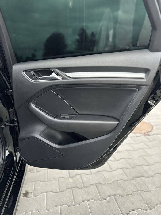 Продам Audi A3 2018, хороший стан