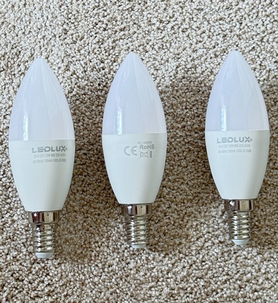 Lampa wisząca sufitowa 3 kule białe + miedź + czerń + 3 żarówki Ledlux