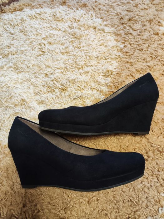 Продам недорого гарні туфлі