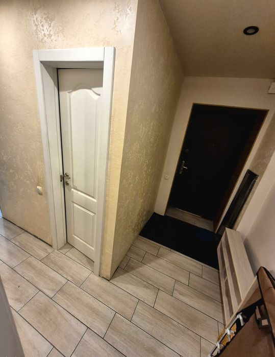 Оренда 2-к квартири в центрі с. Нові Петрівці