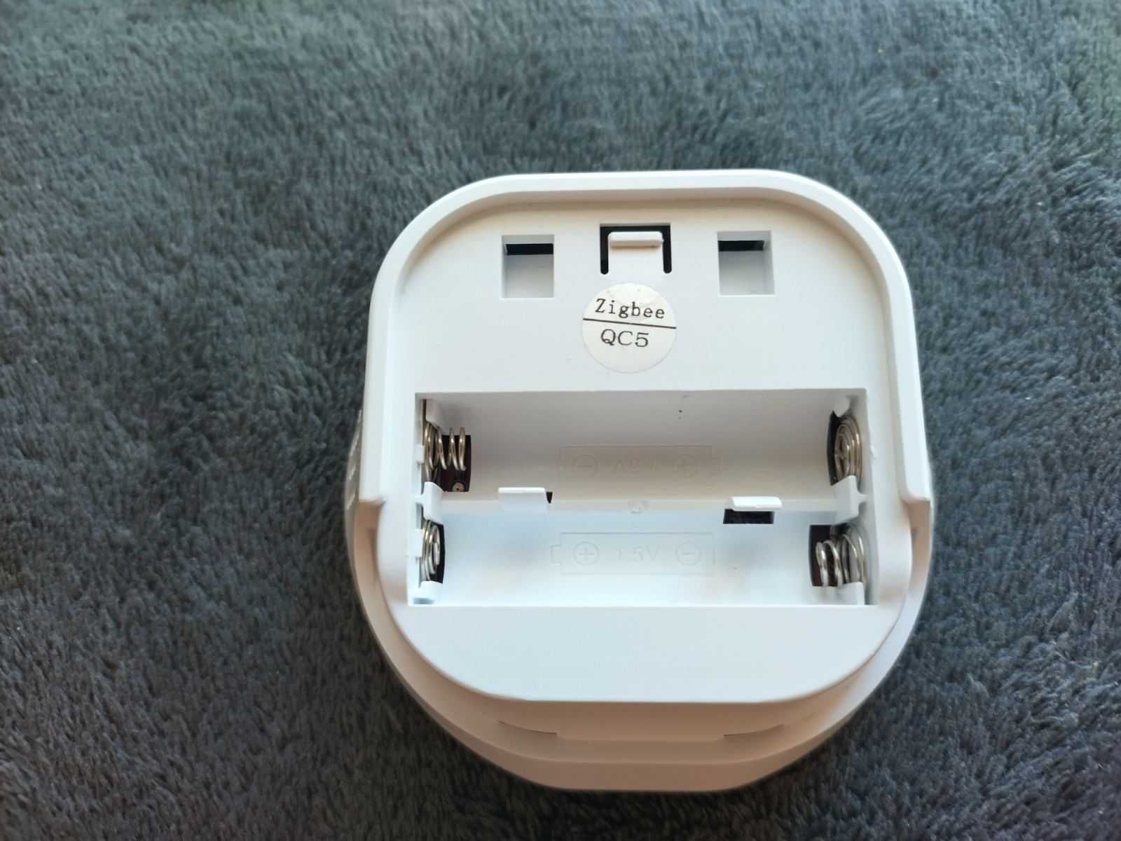 Умный WiFi ZigBee датчик температуры и влажности