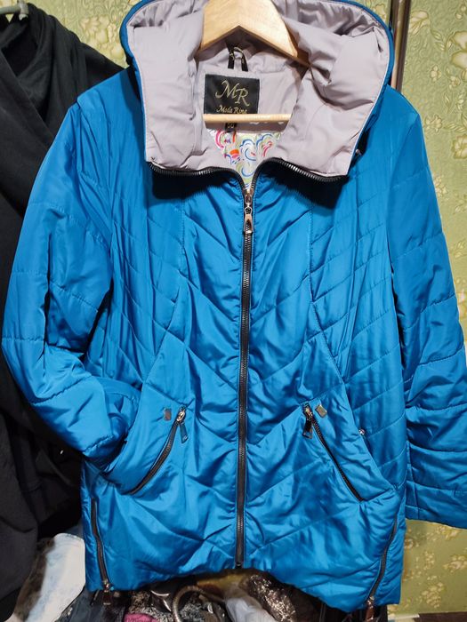 Продам куртку бу в отличном состоянии