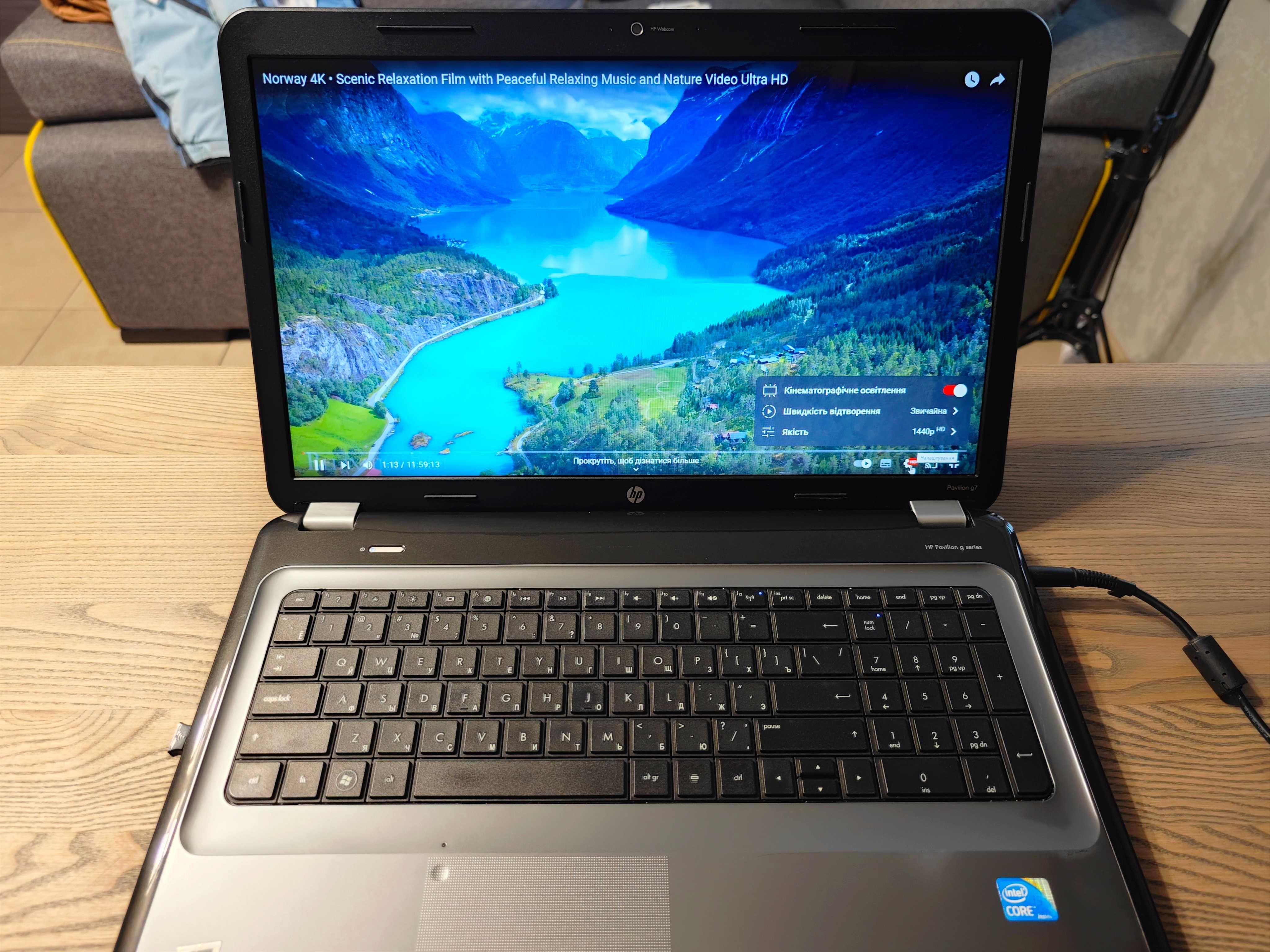 Ноутбук 17" HP Pavilion G7 Intel i3, 8Gb, Radeon 7400M, SSD 256 + 512