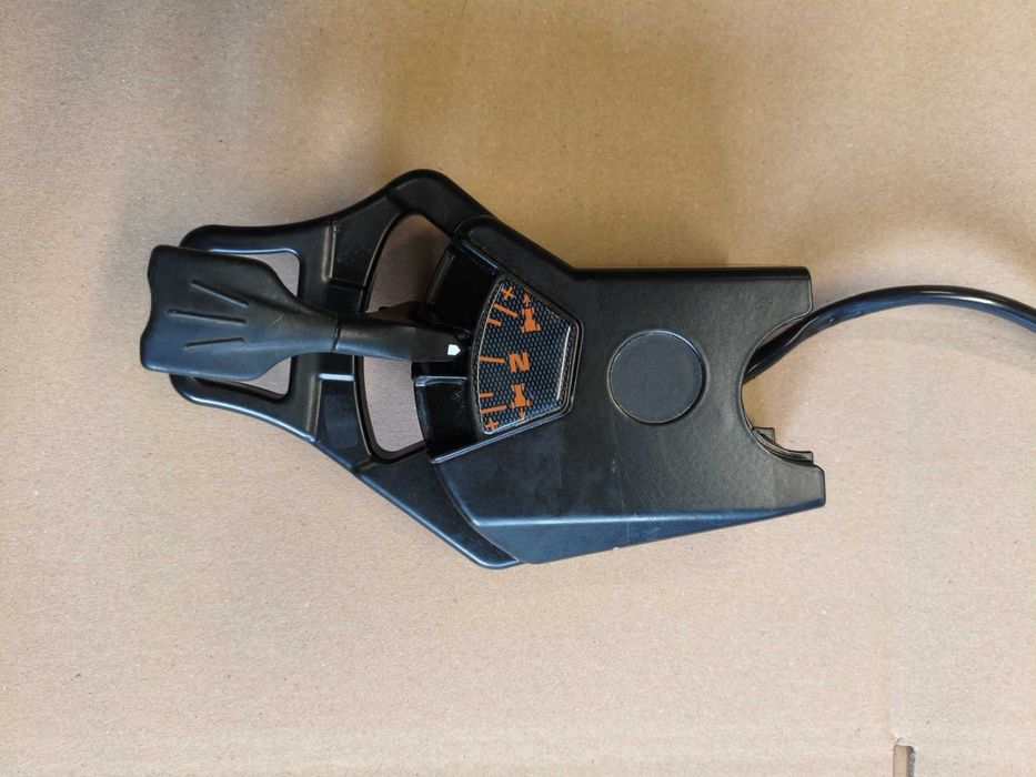 Rewers dźwignia zmiany kierunku jazdy Massey Ferguson