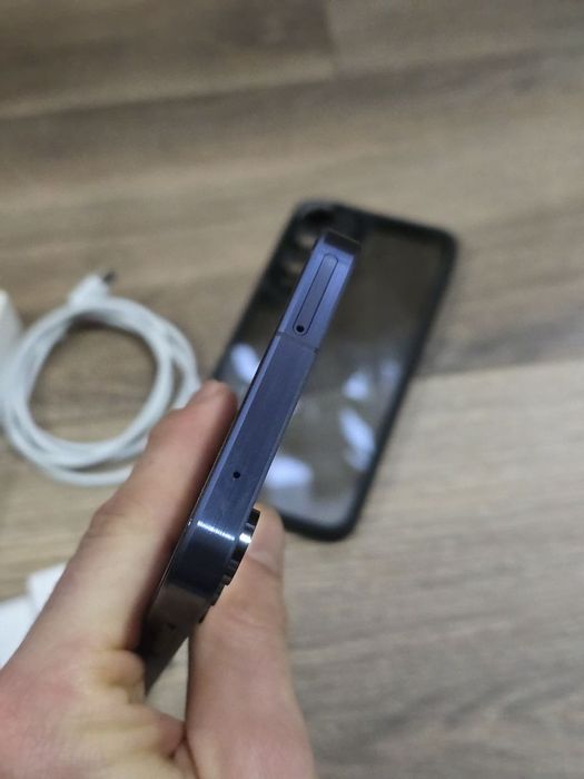 Samsung  a55 8/256 android 16