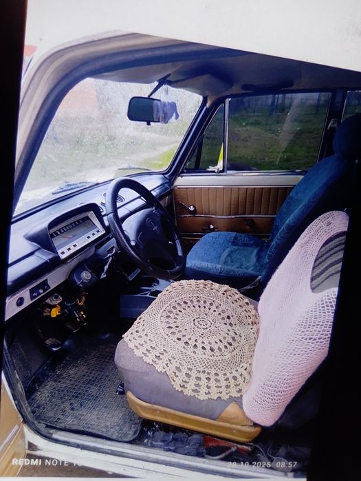 Продам 2101 на полном боевом ходу siri поїхав