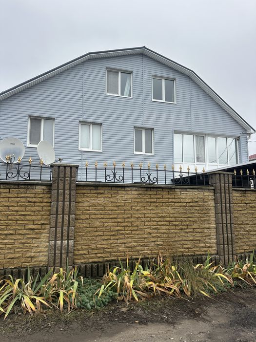 Продаж будинка в екологічному місті