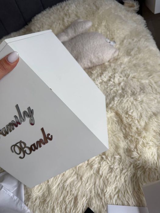 Весільній банк дерево