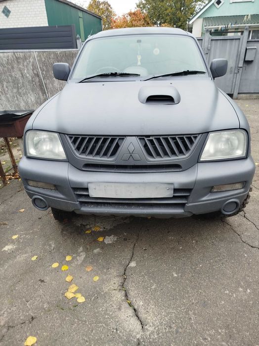 Mitsubishi L200 нерозмитнена